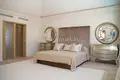 villa de 5 dormitorios 1 200 m² Marbella, España