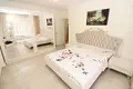 4 bedroom apartment 240 m² Alanya, Turkey