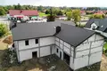 Propiedad comercial 676 m² en Sonina, Polonia