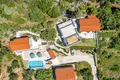 4 bedroom Villa 350 m² Trebesin, Montenegro