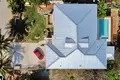 Дом 7 спален 604 м² West Bay, Гондурас