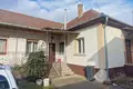 Haus 5 Zimmer 160 m² Domony, Ungarn