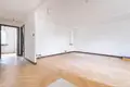 Mieszkanie 3 pokoi 79 m² Warszawa, Polska