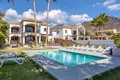 6-Zimmer-Villa 515 m² Adeje, Spanien