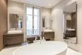 4 bedroom apartment 140 m² Paris, France