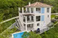 3-Schlafzimmer-Villa 340 m² Lustica, Montenegro