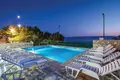 Hotel 700 m² Borak, Kroatien