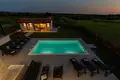 3 bedroom house 290 m² Brtonigla, Croatia