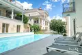 Mieszkanie 3 pokoi 166 m² Herceg Novi, Czarnogóra