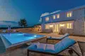 5 bedroom villa 200 m² Grad Zadar, Croatia