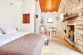 Villa de 4 dormitorios 220 m² Buje, Croacia