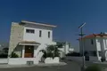 Дом 4 спальни  Dromolaxia, Кипр