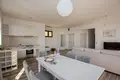 2 bedroom penthouse 282 m² Rafailovici, Montenegro
