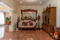 villa de 5 dormitorios 277 m² Sangkat Khmuonh, Camboya