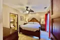 Кондо 2 спальни 106 м² West Bay, Гондурас