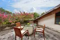 2 bedroom Villa 283 m² Kerobokan Kelod, Indonesia