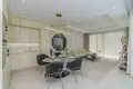 Dom 4 pokoi 275 m² Malaga, Hiszpania