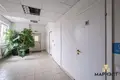 Oficina 3 habitaciones 76 m² en Minsk, Belarús