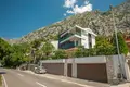 5-Schlafzimmer-Villa 210 m² Dobrota, Montenegro