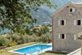 Villa 20 zimmer 800 m² Prcanj, Montenegro