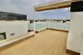 Villa de tres dormitorios 118 m² Orihuela, España