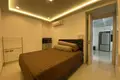 Piso independiente 2 habitaciones 92 m² Na Kluea, Tailandia