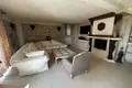 Villa de tres dormitorios 468 m² Budva, Montenegro