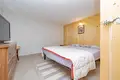 3-Schlafzimmer-Villa 33 000 m² Castel d Ario, Italien