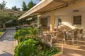 Hotel 1 500 m² Nea Skioni, Griechenland