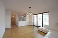 Gewerbefläche 3 zimmer 87 m² in Warschau, Polen