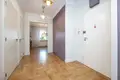 Apartamento 2 habitaciones 82 m² en Varsovia, Polonia