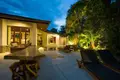 5-Schlafzimmer-Villa 350 m² Phuket, Thailand
