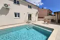 4 bedroom Villa 260 m² Grad Pula, Croatia