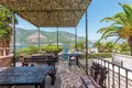 Casa 18 habitaciones 400 m² Dobrota, Montenegro