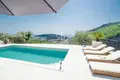 Villa de 3 habitaciones 160 m² Becici, Montenegro