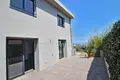 Villa de tres dormitorios 180 m² Francia, Francia