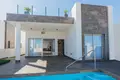 Villa de tres dormitorios 111 m² La Zenia, España