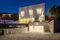 3 bedroom villa 240 m² Kamenovo, Montenegro
