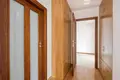 Mieszkanie 3 pokoi 96 m² w Warszawa, Polska