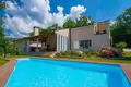 Villa de 4 dormitorios 285 m² Umag, Croacia