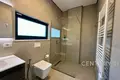 Villa 711 m² Ishem, Albania