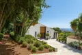 4 bedroom house 350 m² San Pedro Alcantara, Spain
