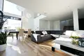 Haus 245 m² Lodz, Polen