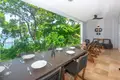 Kondominium 3 Schlafzimmer 149 m² West Bay, Honduras