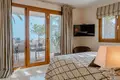 Wohnung 3 Schlafzimmer 324 m² Estepona, Spanien