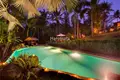 4-Schlafzimmer-Villa 450 m² Cepaka, Indonesien