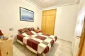 Mieszkanie 2 pokoi 77 m² Torrevieja, Hiszpania