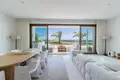 Mieszkanie 3 pokoi 233 m² Casares, Hiszpania