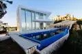 5 bedroom villa 1 000 m², All countries