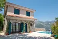 Villa de 9 pièces 241 m² Kostanjica, Monténégro
